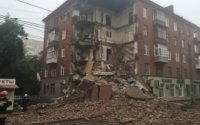 По следам Тюмени: в центре Перми рухнул жилой дом. Один человек может находиться под завалами
