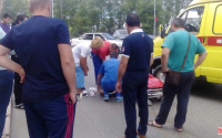 В Тюмени два ребенка попали под колеса маршрутки, выскочив на «красный»