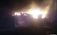 Лопнувший пожарный шланг и пострадавшие: в Антипино горели дома. ФОТО