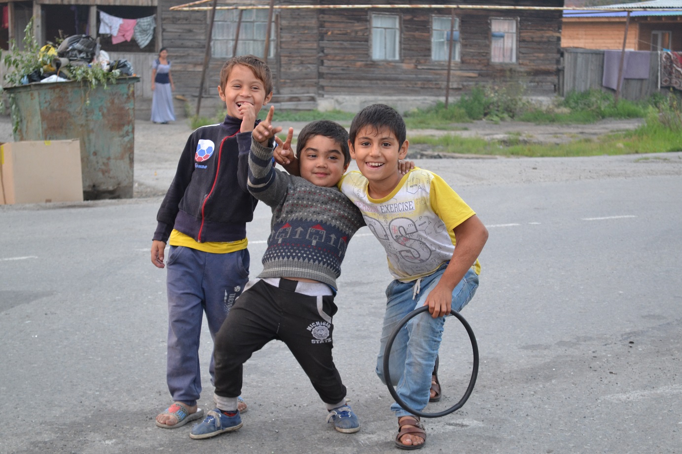 Нахаловка в Тюмени в поселке Нефтяников - 28 июля 2016 года