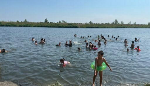 Тюменцам разрешили купаться на озере Липовом