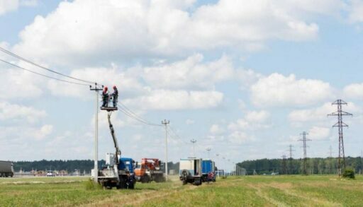Несколько деревень под Тюменью остались без электричества и воды