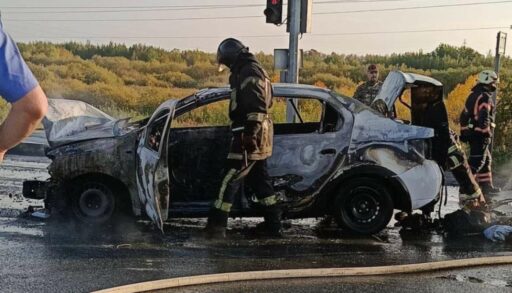 В Тюмени в результате ДТП сгорел автомобиль