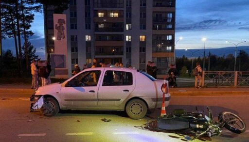 В Тобольске школьник на мопеде попал в ДТП