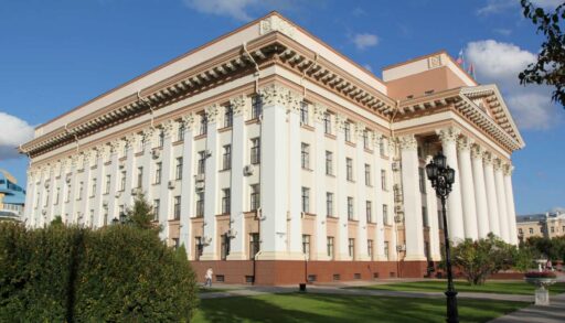 Тюменские власти собираются взять 3 крупных кредита