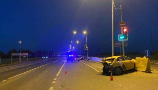 Ночное ДТП в Тюмени: пьяный водитель на светофоре устроил смертельное ДТП