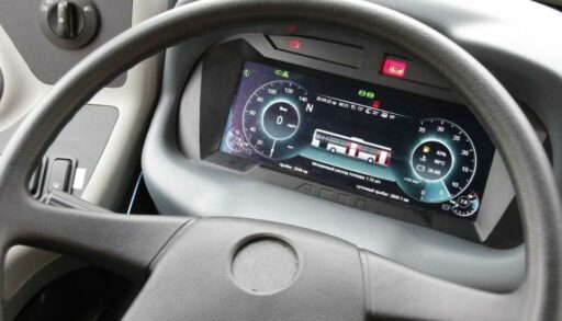 Автомобили двух тюменцев были арестованы за неуплату электроэнергии