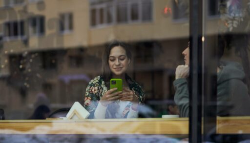 Тюменцы активнее всего играют в шахматы и игры с числами на смартфонах