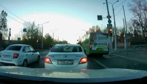 В Тюмени привлекли к ответственности 59-летнего водителя маршрутки, по вине которого произошло ДТП