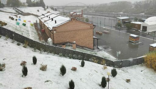 Борьба со снегом, трагедия в селе, "квадратные" рекорды и "октябрята"