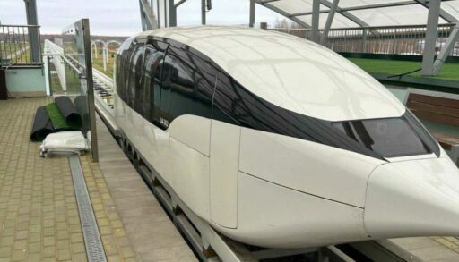 Тюменцы изучают уникальную технологию высокоскоростного струнного транспорта