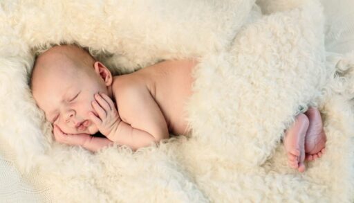 В Тюмени родилось 956 "ноябрят"