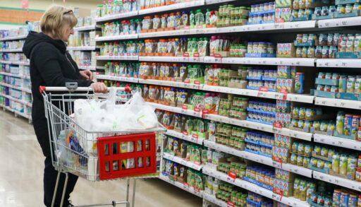 В Тюмени стало дороже детское питание