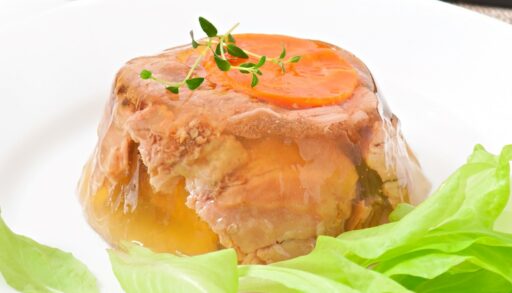 Холодец на тарелке