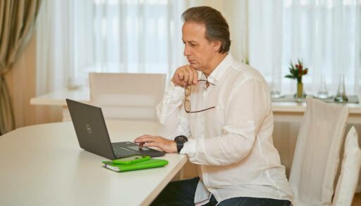 Тюменцы старше 46 лет стали чаще искать работу