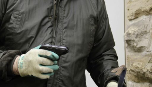 В Тюмени задержан мужчина, устроивший стрельбу в ЖК «Преображенский»