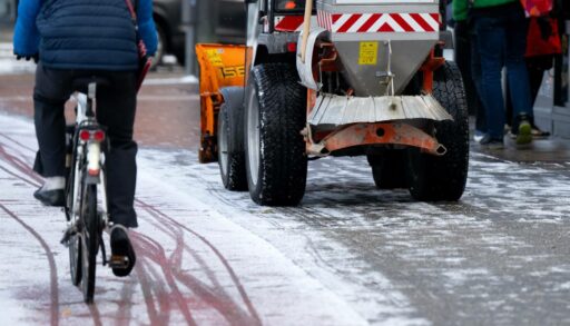 У кого из тюменцев больше всего выросла зарплата? У курьеров?