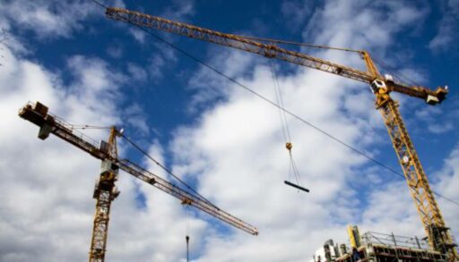 В Тюмени девелоперы строят 4 многоэтажки: в каждой будет более 300 квартир