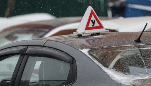 В Тюменской области сокращается число ДТП с водителями-новичками