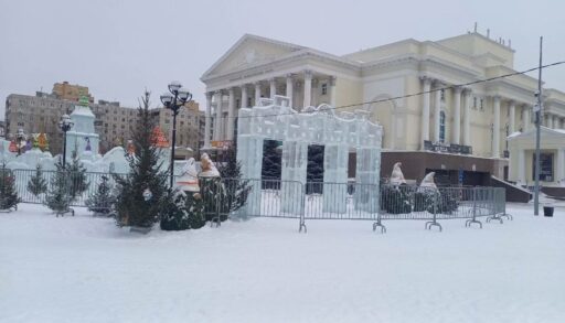 В Тюмени из-за погоды закрыли доступ на главный ледовый городок