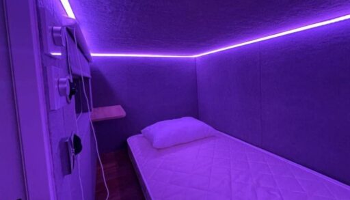 На тюменском ж\д вокзале заработал капсульный отель