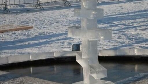 Кому нельзя купаться в проруби на Крещение? Рассказывают тюменские врачи