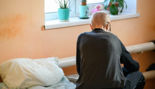 В Тюмени может появиться частный пансионат для бомжей