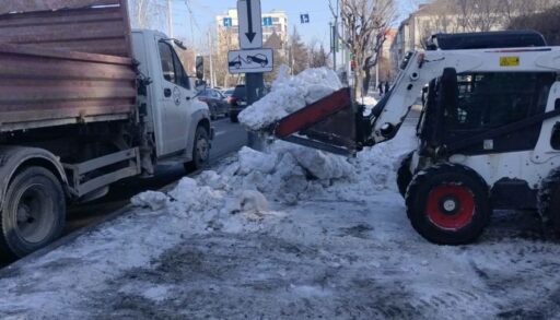 В Тюмени 48 УК наказали за плохую уборку снега и мусора