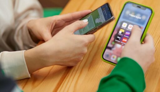 МегаФон внедрил заключение договоров через QR-код на Госуслугах