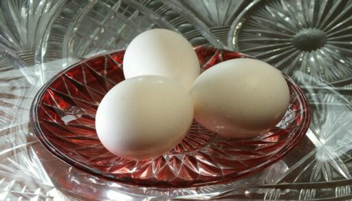 куриное яйцо