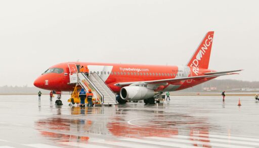 Священники с иконами облетели Ишим ради спасения от паводка