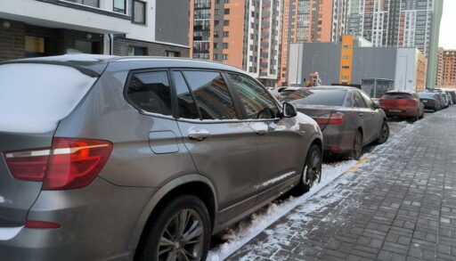 У жителя Тюменской области забрали дорогую иномарку за пьяную езду