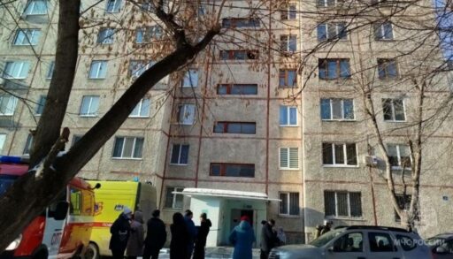 Два человека пострадали в утреннем пожаре в Тюмени