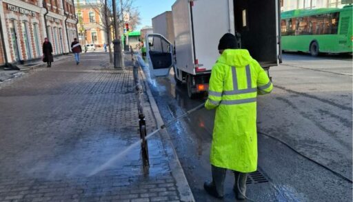 Тюмень принимает водные процедуры