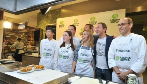 Тутта Ларсен и Оскар Кучера в гостях у Азбука вкуса