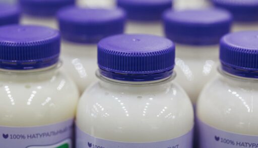 В Тюменской области за год выявлены миллионы просроченной "молочки"