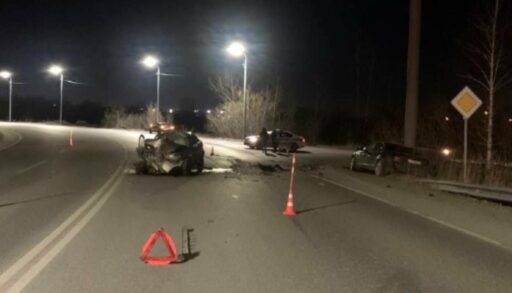 Пьяный водитель "Мерседеса" устроил в Тюмени ДТП