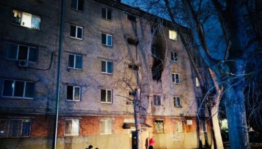 В Тюмени в ночном пожаре пострадал ребенок