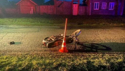В тюменском селе подросток на мопеде сбил 11-летнюю девочку