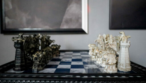 Шахматная доска, фигуры