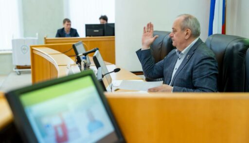 Четверых тюменцев предложено наградить за заслуги перед городом