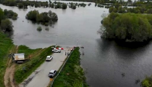 В Тюменской области 4 поселения из-за паводка отрезаны от "большой земли"