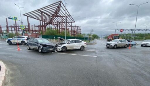 В Тюмени водитель-новичок устроил массовую аварию