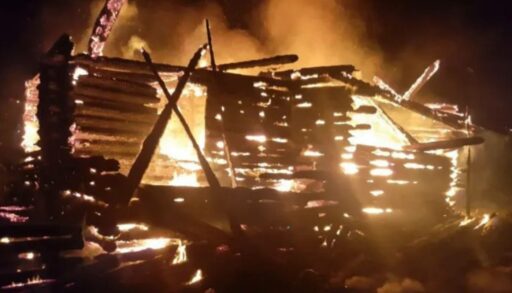 В тюменской деревне на пожаре погиб человек