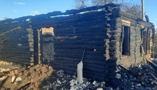 Во время пожара в тюменском посёлке погиб человек