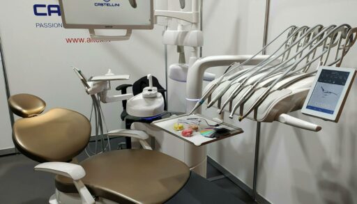 Глава СКР проверит стоматолога-самоучку, который лечил пациентов в Тобольске