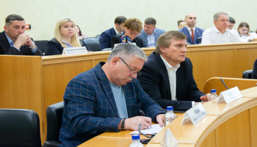 За год в Тюмени высадили около 28,5 тысяч деревьев и кустарников