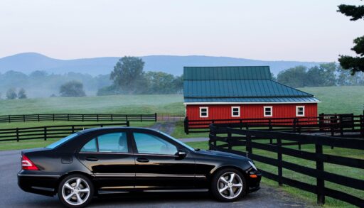 Автомобиль летом