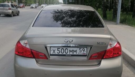 "Купил, делов не знаю!": тюменец ездил по городу на иномарке с поддельными номерами