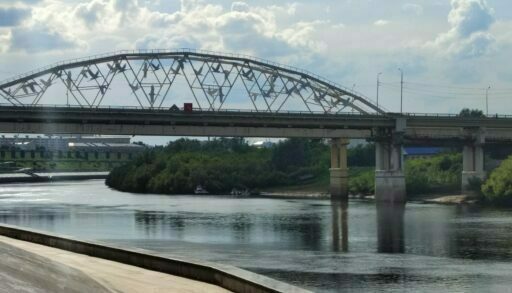 Река Тура в Тюмени продолжает катастрофически мелеть